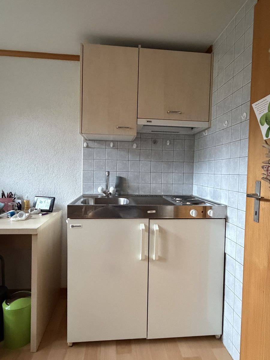 Komplettküchen: Minor Küche von Bauknecht – Gebraucht aus Gsteigwiler von Gipfelziel 1