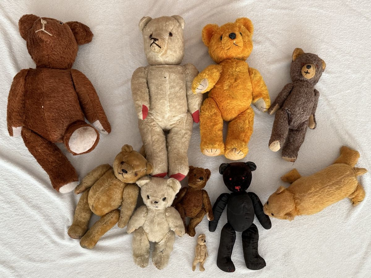 Spielzeuge: Antike Plüschtiere Teddy Spielsache Sammlung – Gebraucht aus Solothurn von NUVICO 6