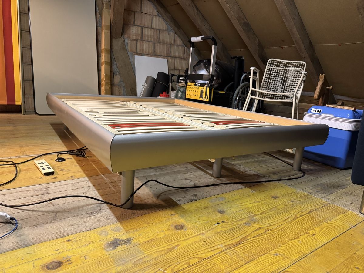 Betten: Elektro-Bett – Gebraucht aus Zürich von Christoph.Pfister