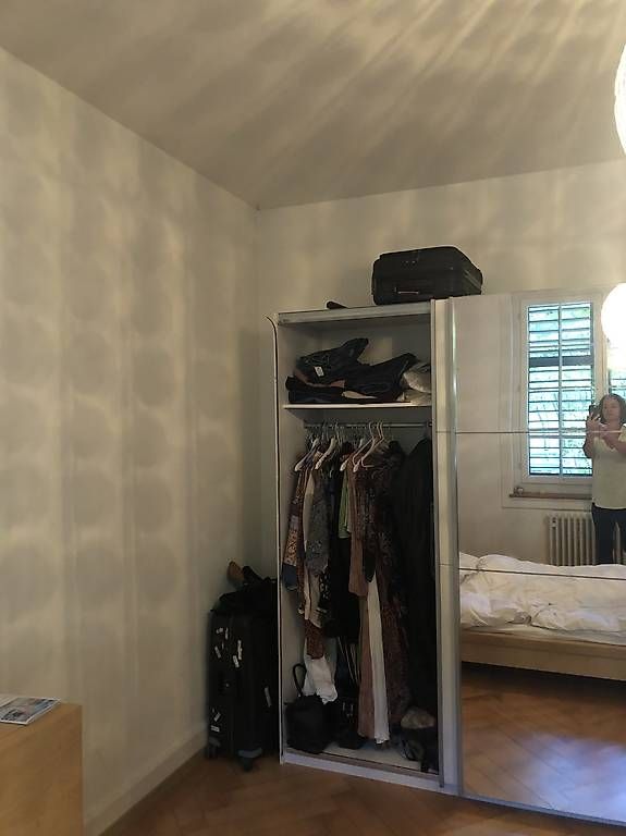 Schränke: Kleiderschrank – Gebraucht aus Zürich von love68 1