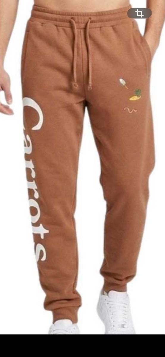 Pantalons: Carrots Trainerhose gr m – D'occasion à Allschwil par selake990673