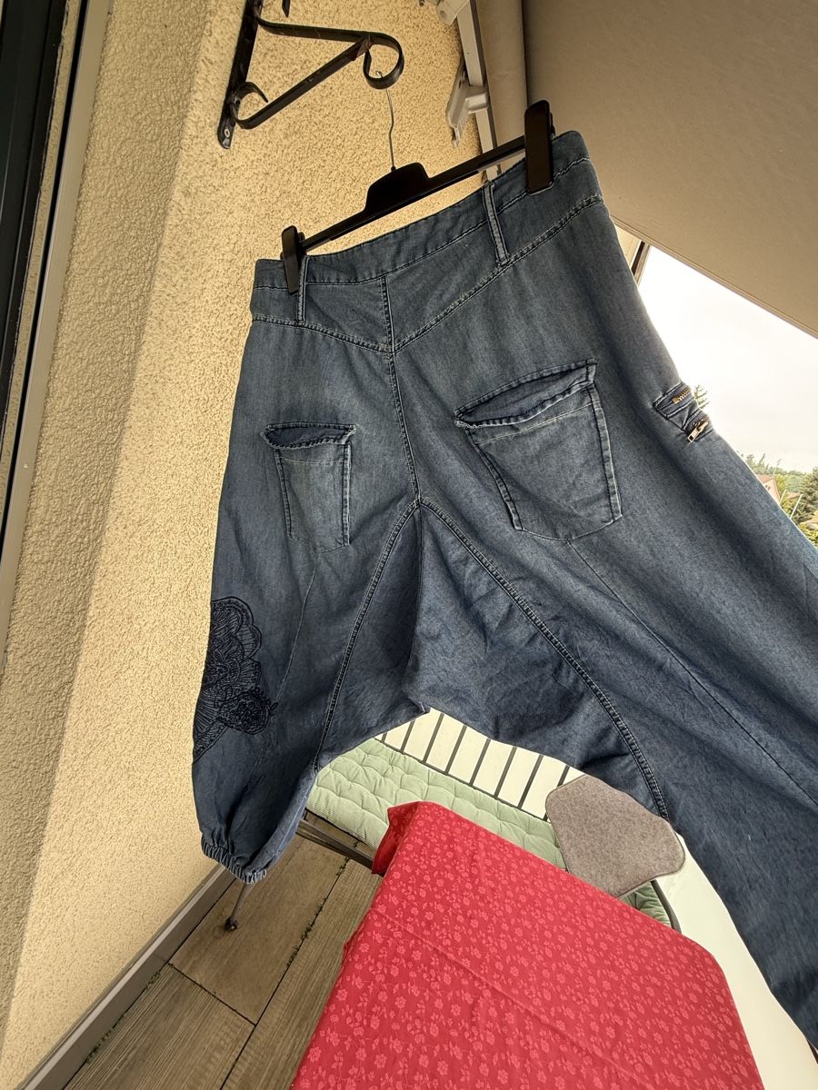 Desigual Jeans: Coole "Desigual" Sarouel Opa Jeans M/L – Usato da Sirnach venduto da sirni 5
