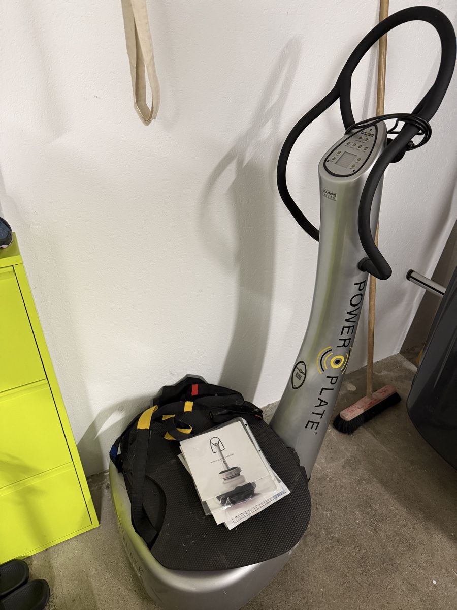 Hometrainer: Power Plate  – Gebraucht aus Fislisbach von Aleksandar055 3