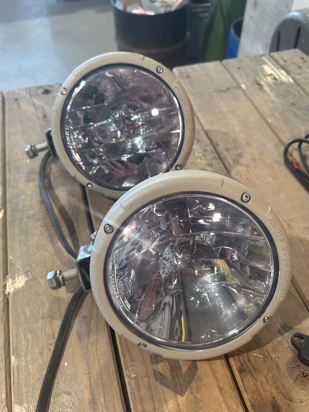 Hella Phares: 4 Stk Hella 3003 Rallye Halogen Scheinwerfer – D'occasion à Luzern par Fracht-Design 3
