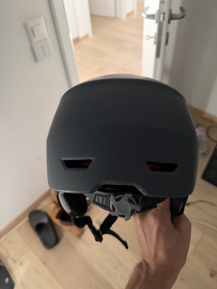 Casques: Ski Helmet with Visor anthracite – D'occasion à Sorengo par gab_t5df 1
