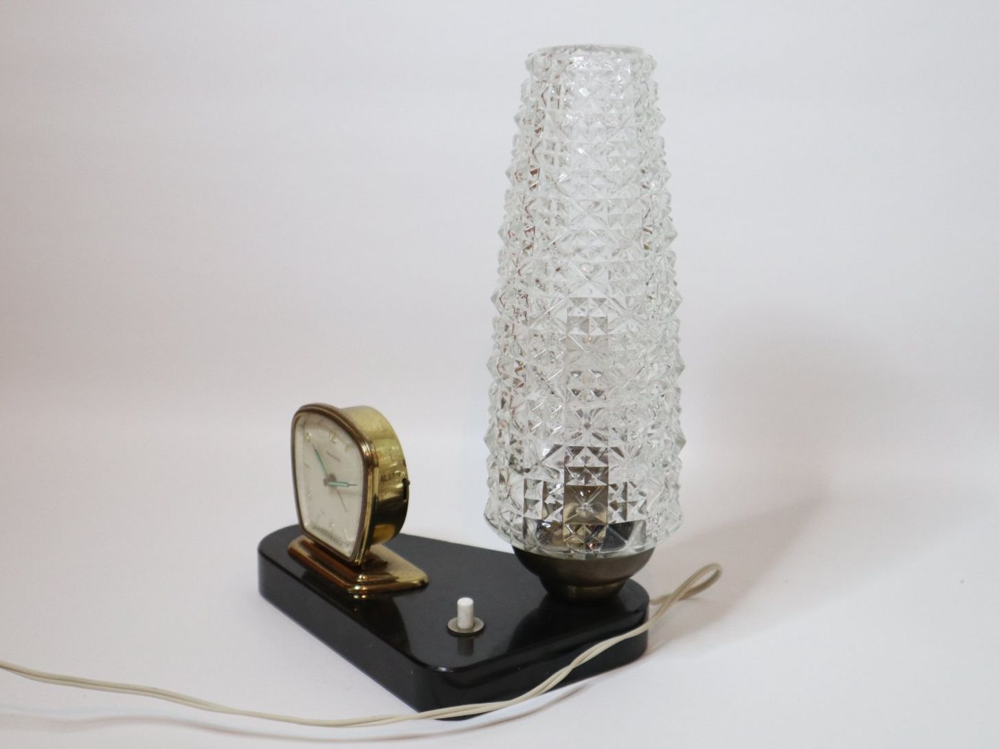 Stand- & Wanduhren: Antike Nachttischlampe mit Wecker Vintage – Gebraucht aus Eschenbach SG von Astalavista 7