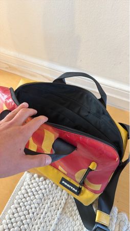 Freitag Tasche rot gelb neuwertiger Zustand