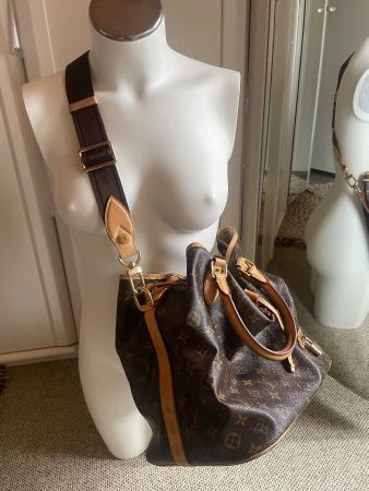 Louis Vuitton Monogram Canvas Neo 2Way