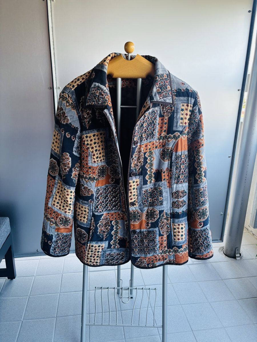Peter Hahn Giacche: Peter Hahn Übergangsjacke 100 % Seide, Gr. 42 (DE) – Usato da Rheinfelden venduto da Jeva-Anna 5