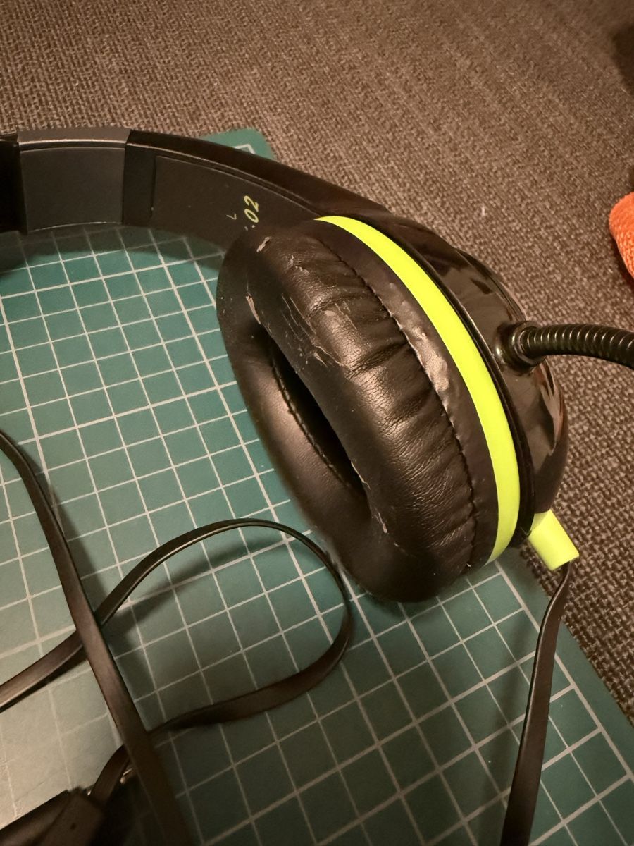 Kopfhörer: XBox One Headset – Gebraucht aus Dottikon von bend 1