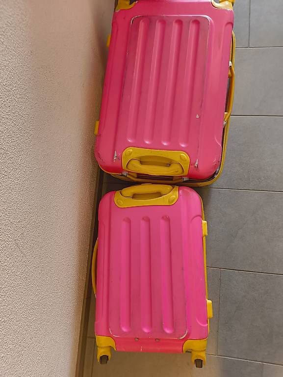 Valigie: Miller Koffer pink ca. 67x41x25cm  – Usato da Nänikon venduto da Manta87 2