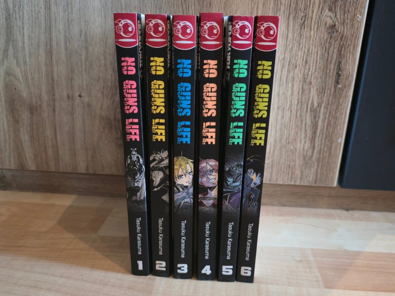 Fumetti: No Guns Life Band 1 - 6 – Usato da Ammerswil AG venduto da han_tw2y