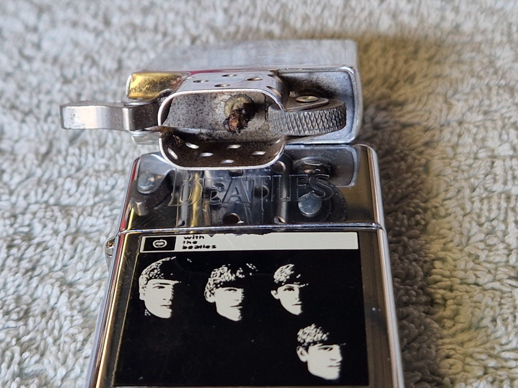 Zippo Feuerzeuge: Zippo Feuerzeug  The Beatles Original Neuwertig Rar – Gebraucht aus Wädenswil von tome70 1