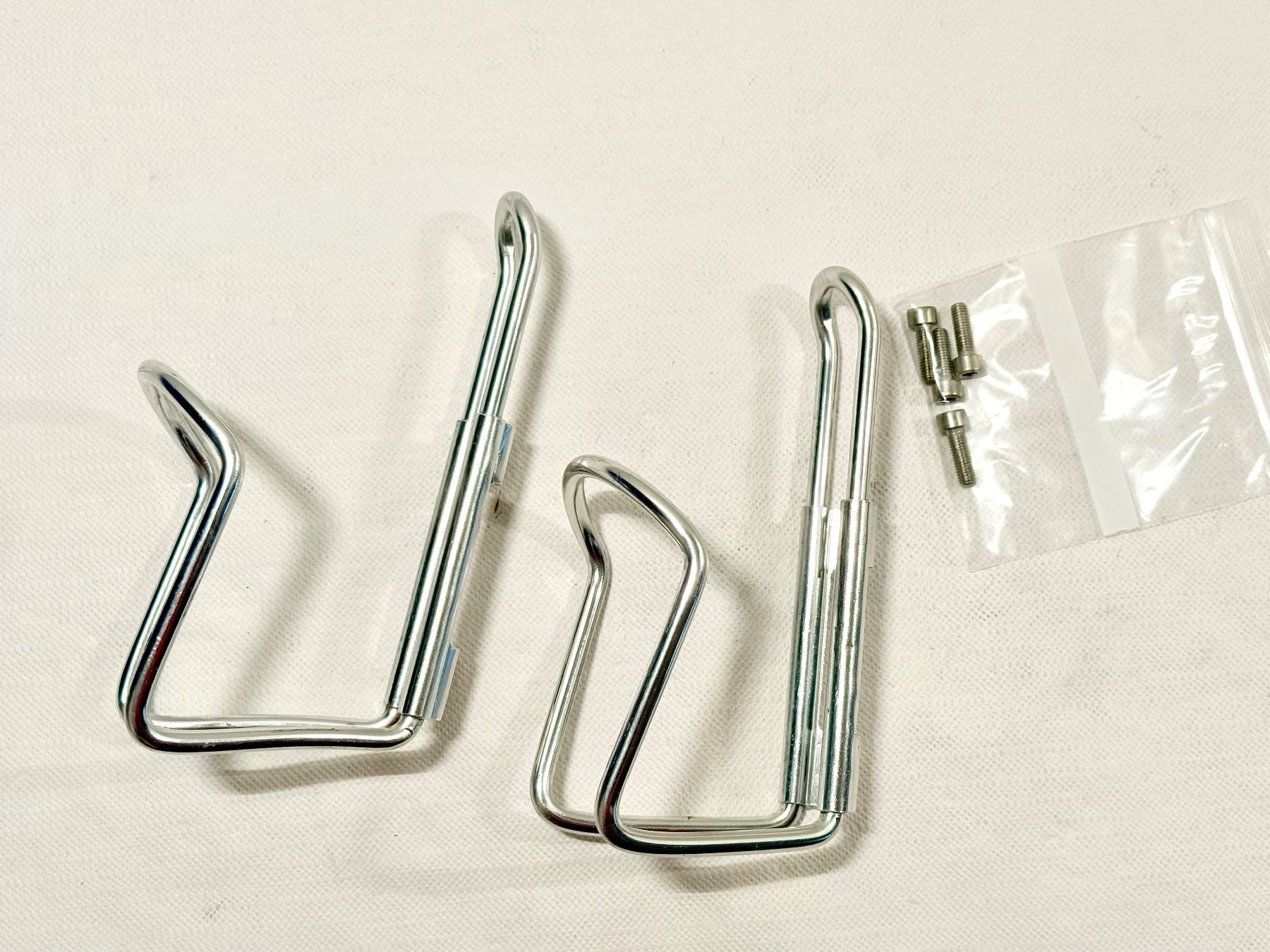 Pezzi di ricambio: UNKNOWN Bottle Cage Flaschenhalter Set 2 Stück TOPZ. 2607 – Usato da Luzern venduto da bikeandbeltcom 2