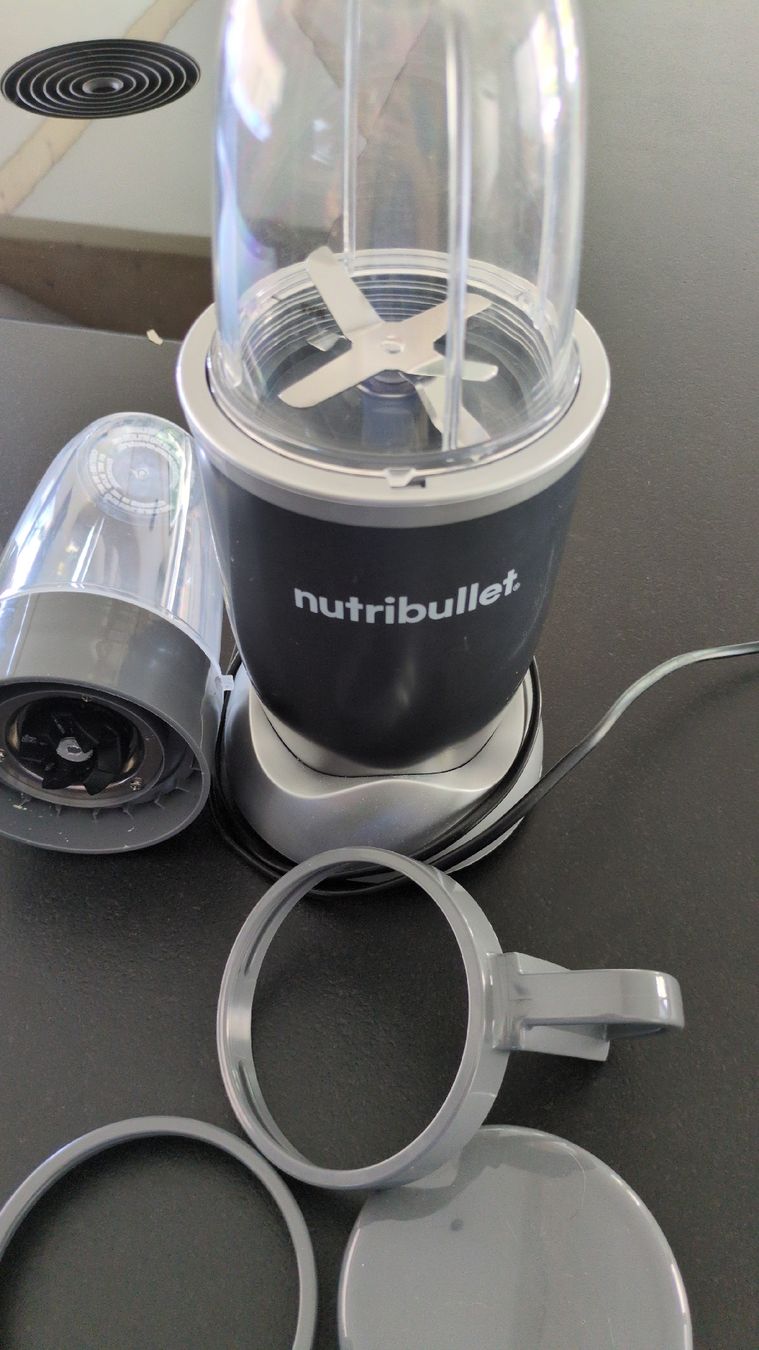 Nutribullet Elettrodomestici da cucina: Mixeur Nutribullet - 600W -  – Usato da Morens FR venduto da Lolita1802 2