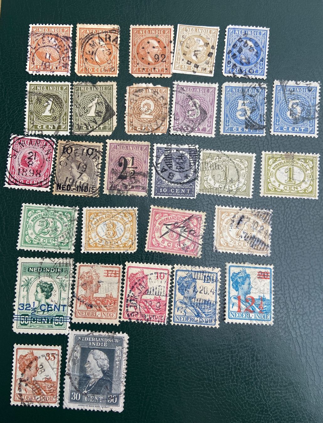 Tutti i francobolli: Dutch East Indies collection from 1870 – Usato da Collex venduto da RCXGJ