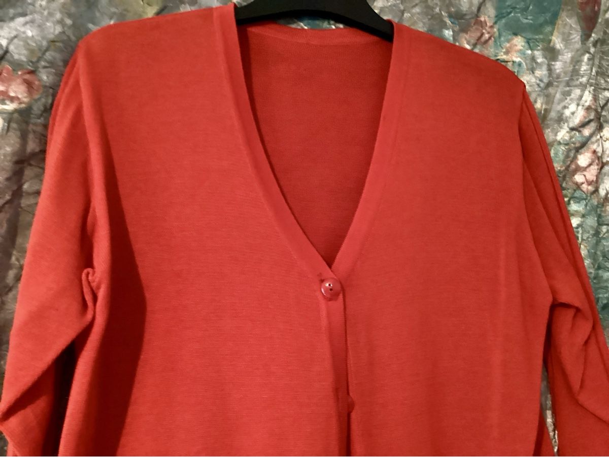 Giacche: Strickjacke Gr. 42 - 44 – Usato da Bellinzona venduto da LuganoBoutique 3