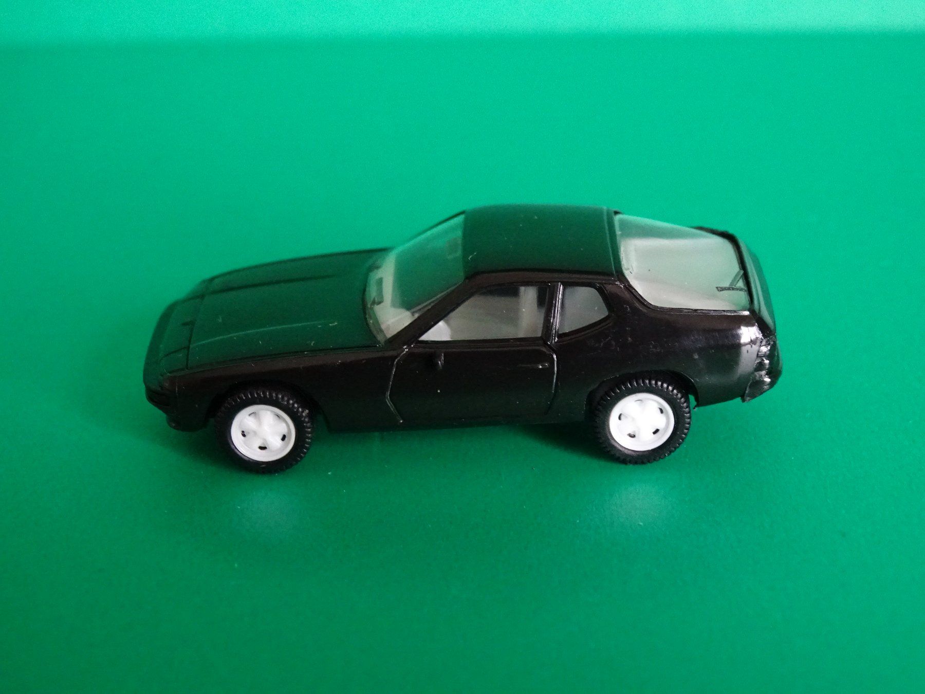 Herpa Modellautos: Porsche 924 von Herpa 1/87 – Gebraucht aus Bretzwil von Meex 2