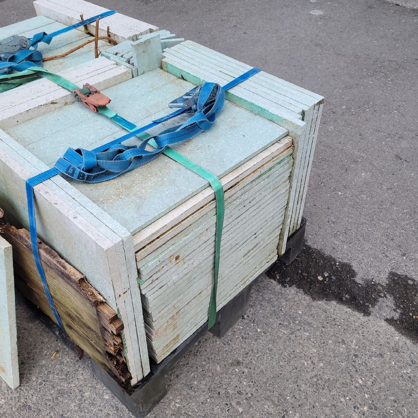 Piatti di portata: Granit Betonplatten gartenplatten – Usato da Reichenburg venduto da AK_78 1