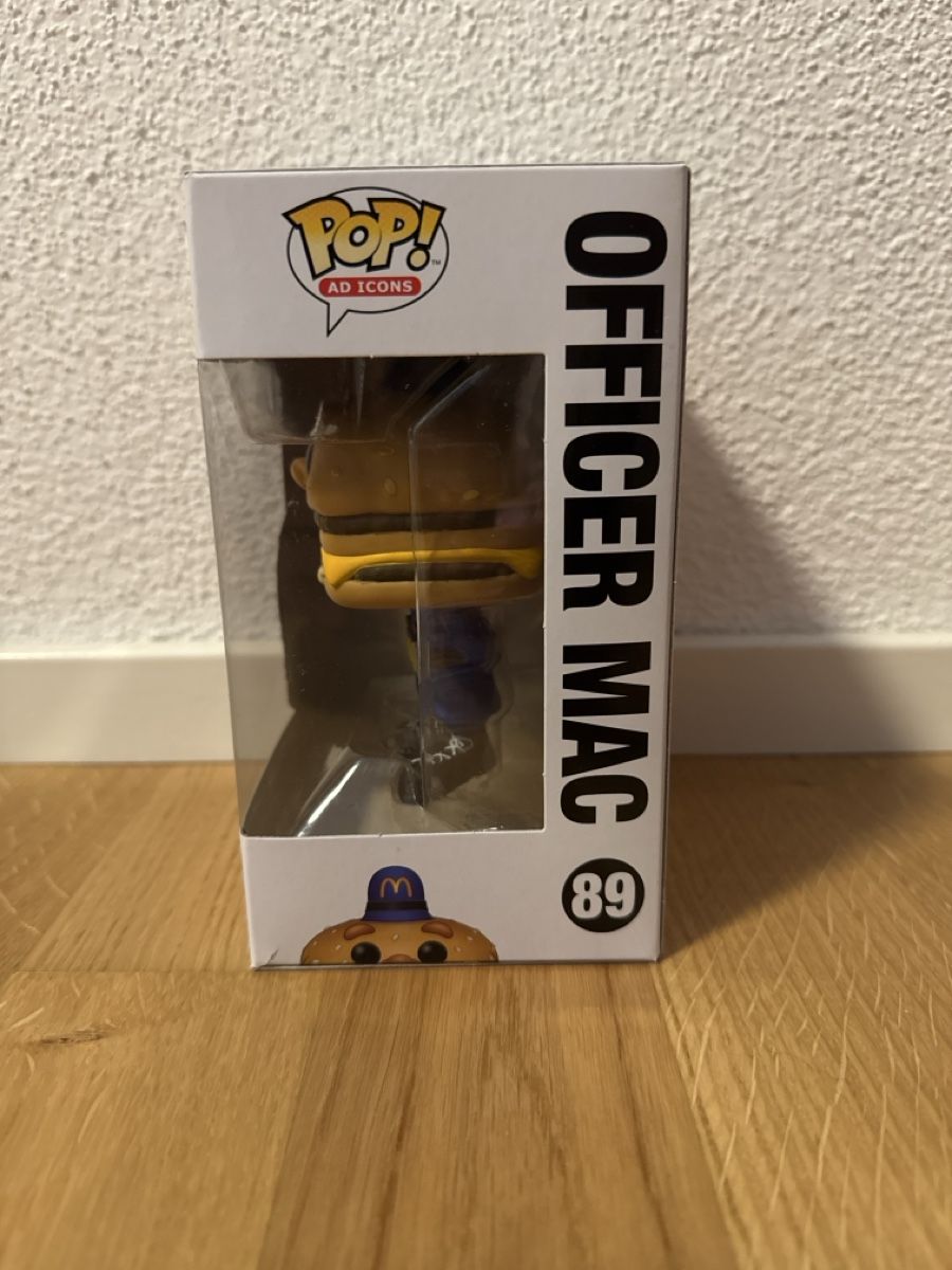Funko Figurines: Funko Pop Officer Mac 89 – Neuf avec emballage d'origine à Suhr par Dominick 1