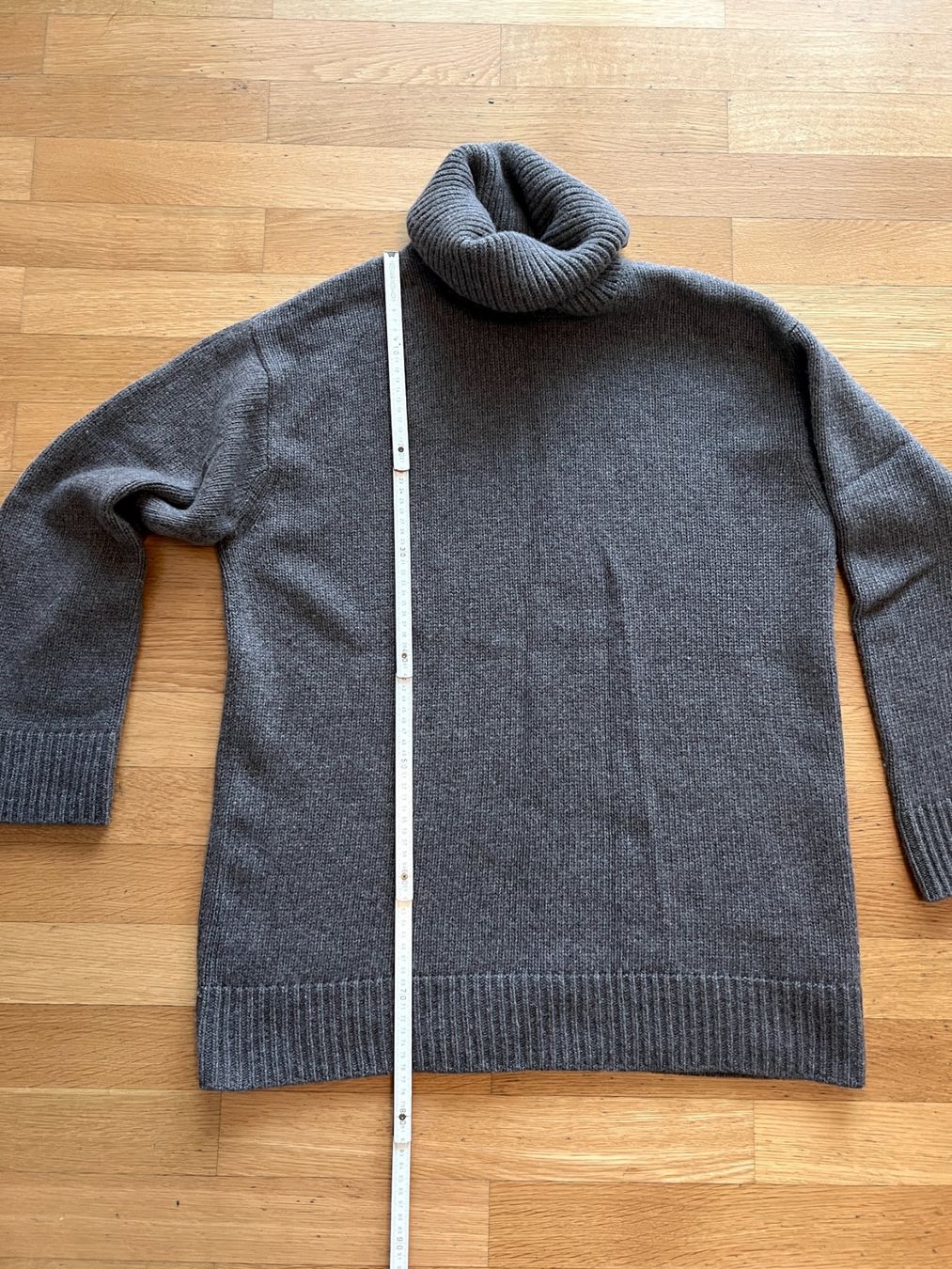H&M Maglioni & Felpe: Oversize Pullover von H&M Premium Gr. S – Usato da Binningen venduto da criss-cross 1