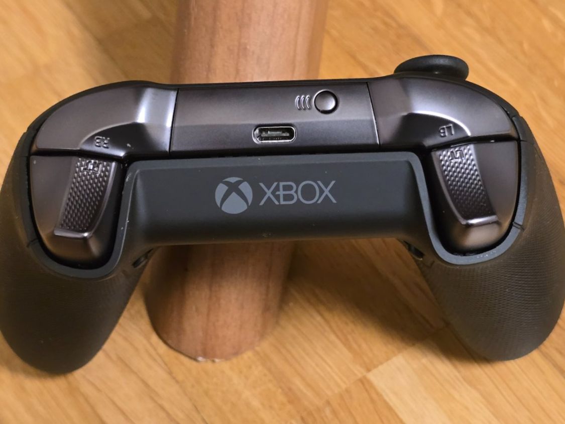 Microsoft Controller: Xbox Elite Series 2 – Gebraucht aus Basel von Zait 1