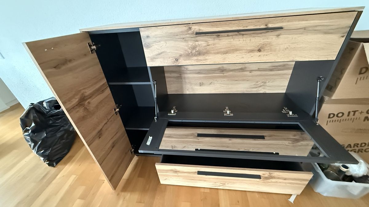 Credenze: Modernes Sideboard / Highboard Holzoptik & Anthrazit – Usato da Hochdorf venduto da Lilporto 2