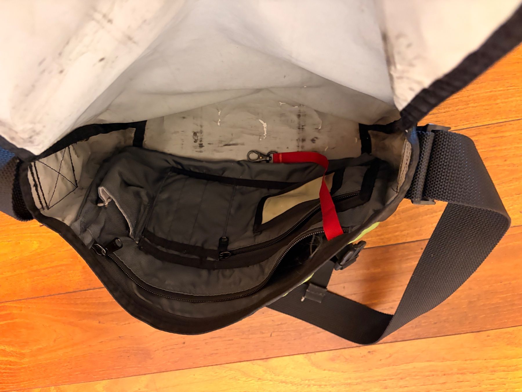 Timbuk2 Taschen: Timbuk2 Umhängetasche – Gebraucht aus Uster von KS-100 3