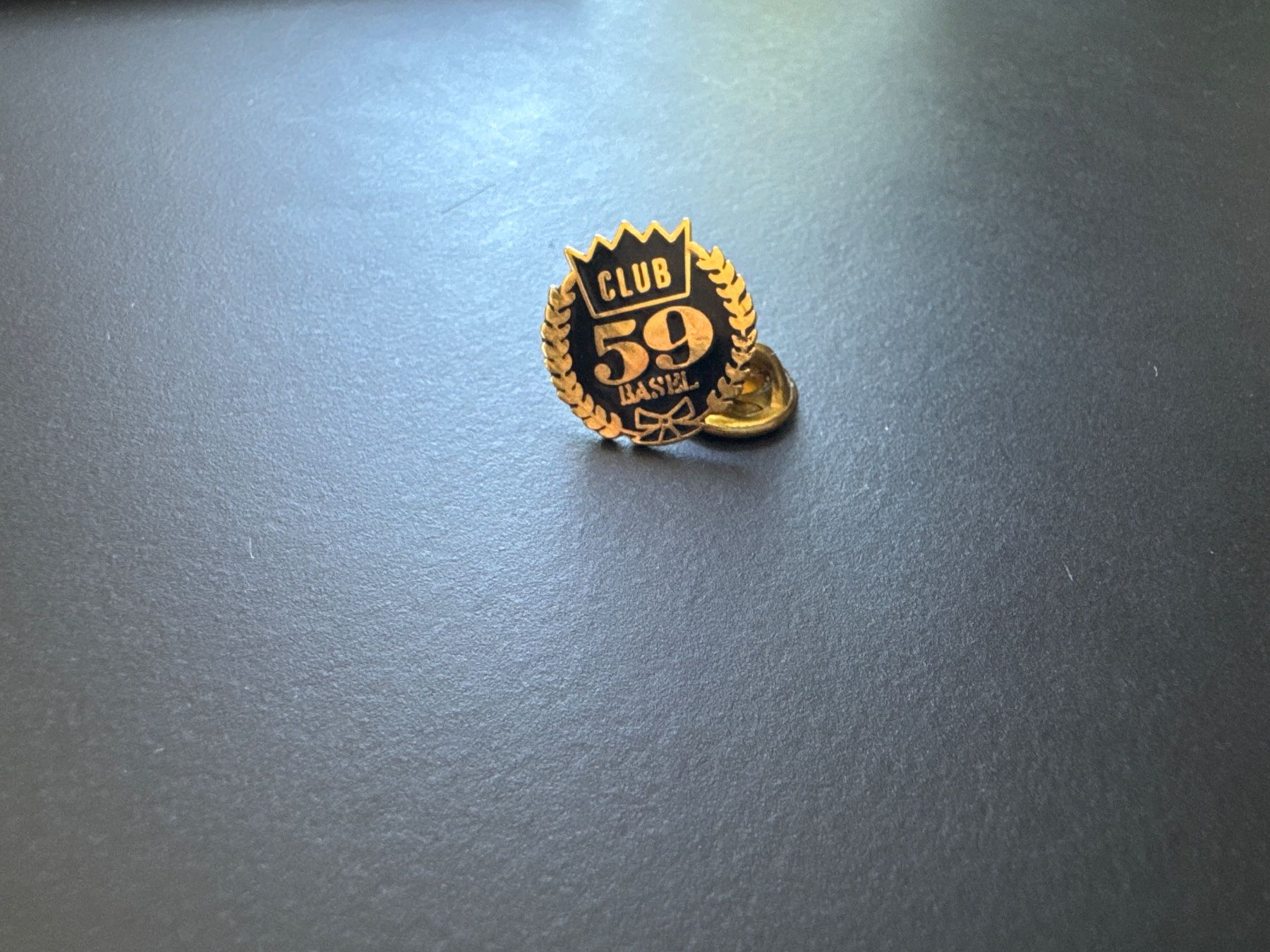 Placchette & Badge: Pin Auktion – Usato da Galgenen venduto da rub_f6kh