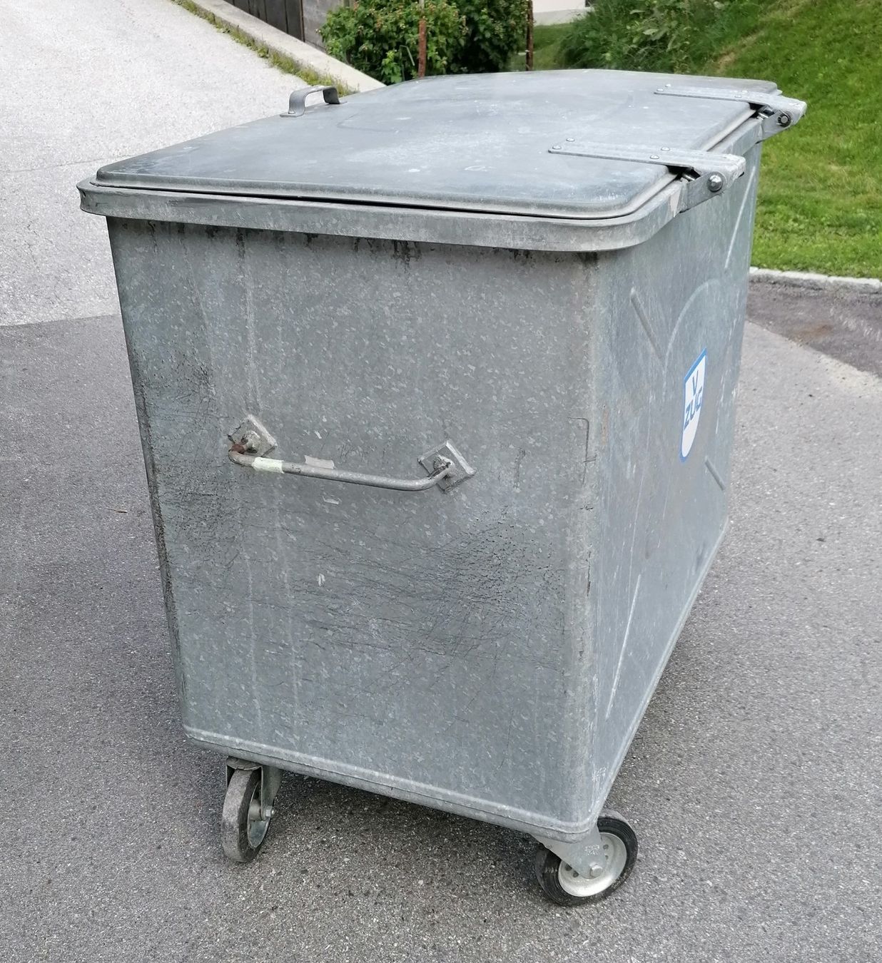 Korpus: Abfallcontainer – Gebraucht aus Saas-Balen von sim_2kbm 1