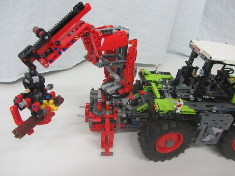 Lego Baukästen: Lego Technik 42054 " CLAAS XERION 5000 TRAC VC " – Gebraucht aus Kreuzlingen von Han-Solo-68 3