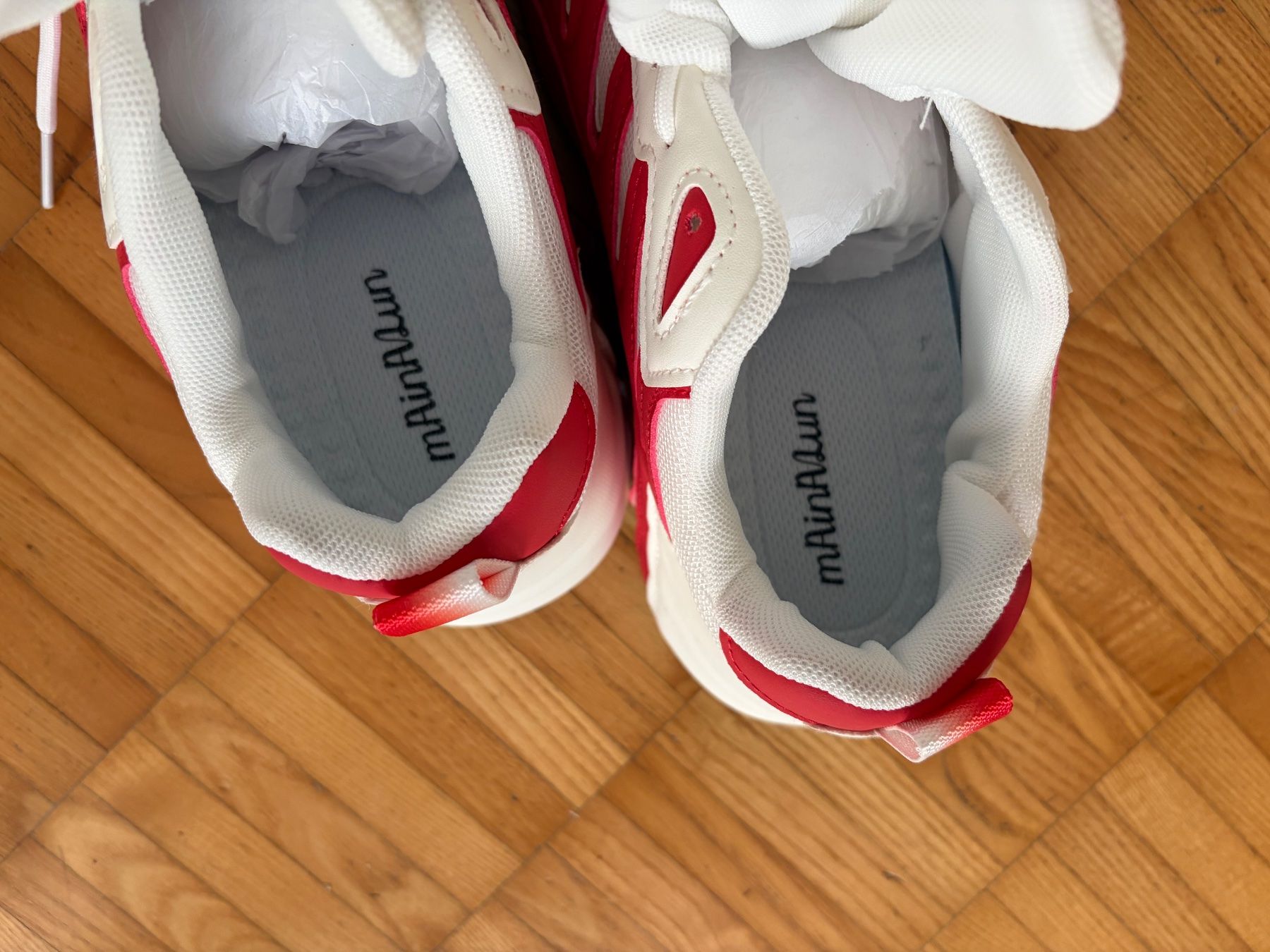 Scarpe da uomo: Sneakers: weiss/rot/gold – Usato da Effretikon venduto da 10finger 1