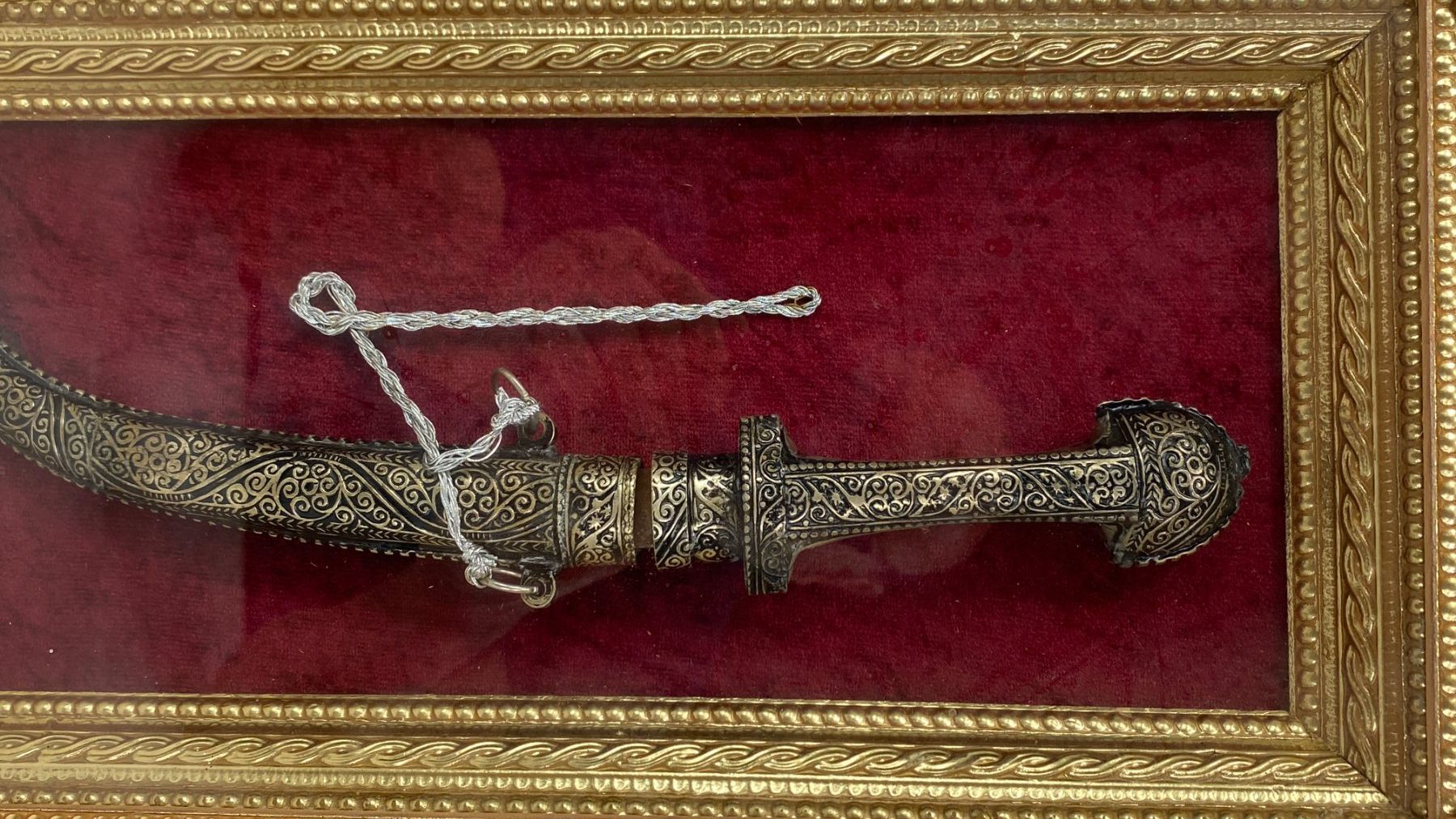 Posate: Dekorativer Dolch Prunkrahmen Orient Messer Kunst – Usato da Volketswil venduto da Artivo 5