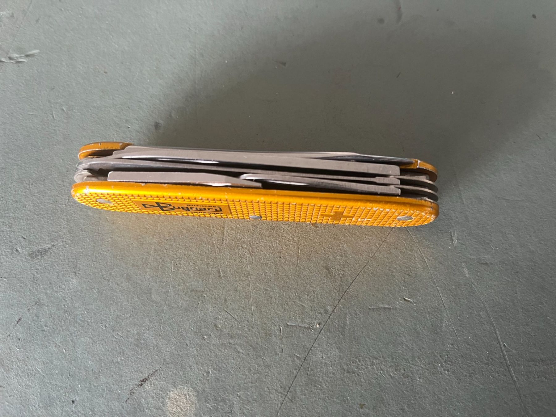 Victorinox Coltelli tascabile: Neuwertiges Victorinox Alox Messer, Bugnard – Usato da Dintikon venduto da Redgar58 5