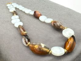 Unikat 💎 Kette mit antiken Moosachaten & opalweißem Glas