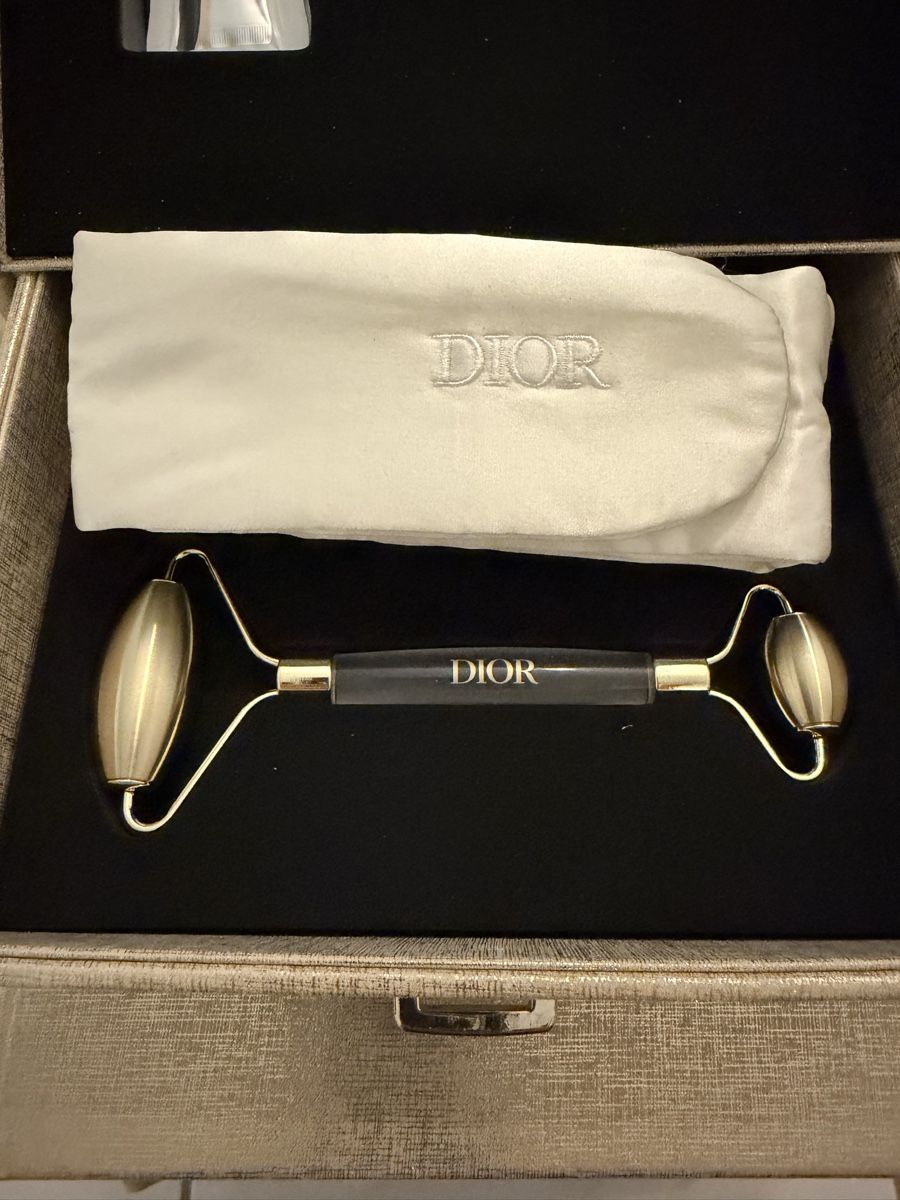 Dior Cura del viso: DIOR Prestige GeschenkBox Set 100% Original – Nuovo e nell'imballaggio originale da Bern venduto da Blueangel6 2