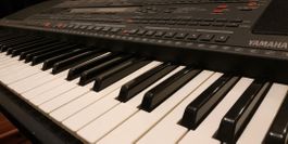 Piano Yamaha PSR 5700 - guter Zustand für nur einen 1,- CHF