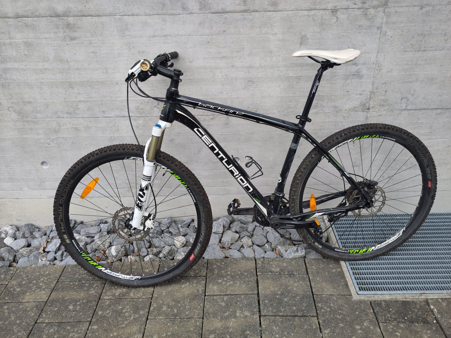 Velos: MTB Centurion Ultimate Backfire 1.29 – Defekt aus Lenggenwil von OmeRion
