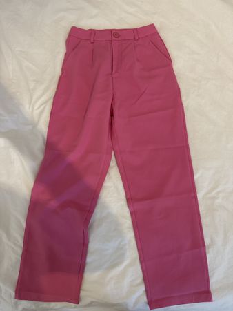 Pinke Stoffhose - Perfekt für den Sommer! Grösse S.