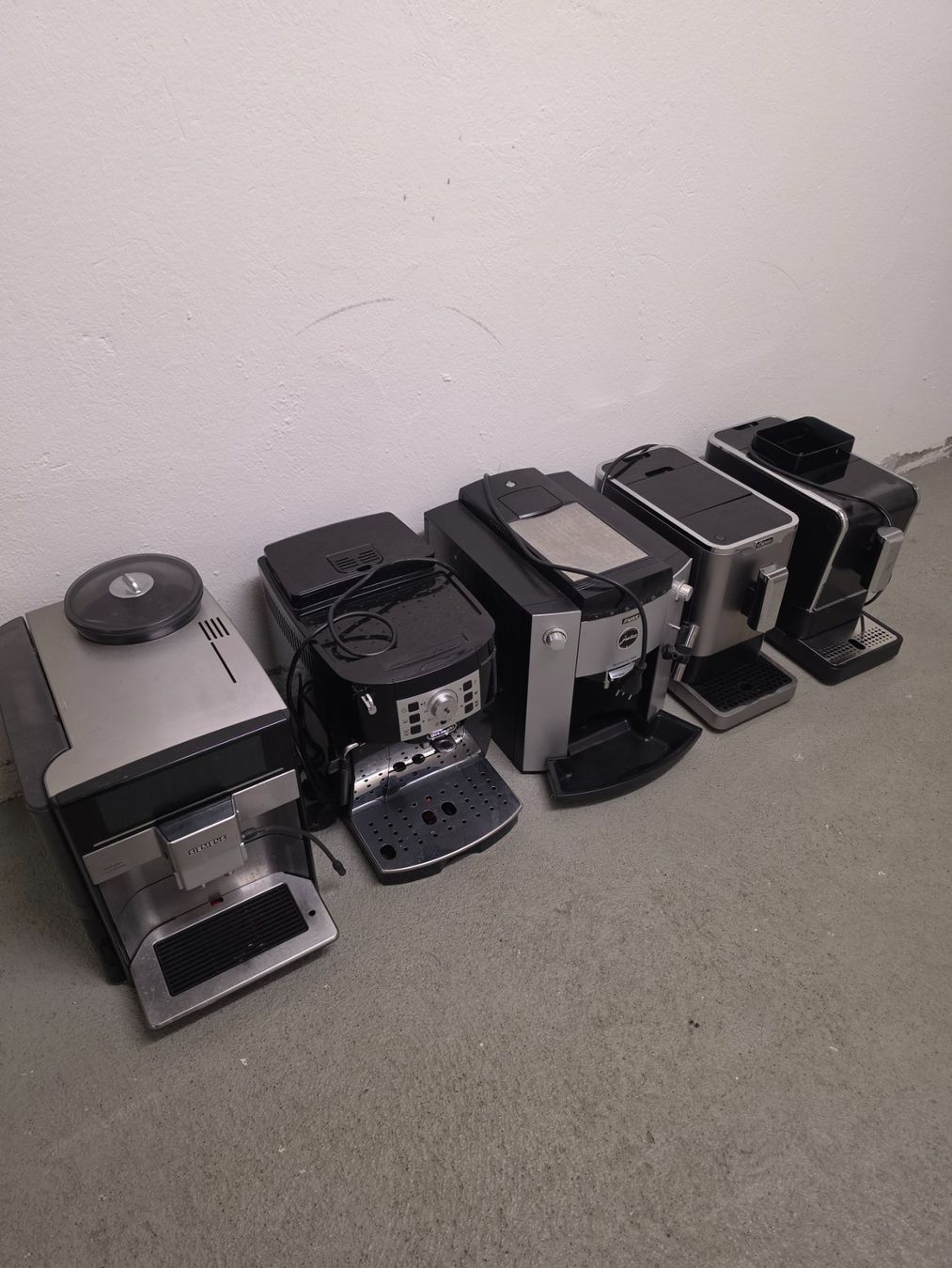 Macchine per caffè & Macchine per espresso: 5 Stück Kaffeemaschinen – Difettoso da Regensdorf venduto da vuk_fk5y