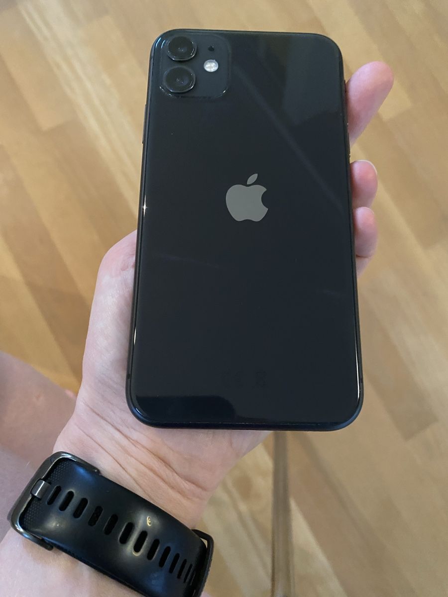 Apple Telefoni cellulari / Smartphones: iPhone 11 64GB schwarz  – Usato da Schmitten FR venduto da nkr_pn9b 1