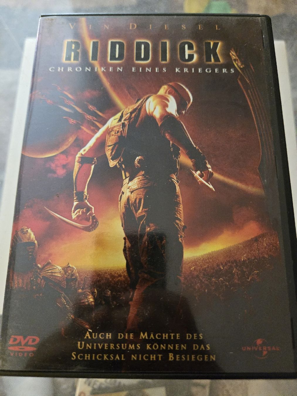 Tutti i DVDs: Riddick - Chroniken Eines Kriegers – Usato da Bussigny venduto da Kfdlt