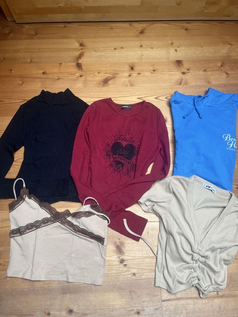 Kleiderpakete & -sets: Kleiderpaket 3 - Mädchen XS/S – Gebraucht aus Altnau von User72 3