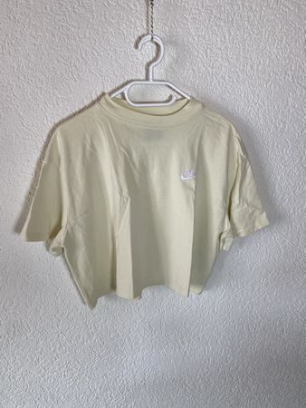 Cropped T-Shirt von Nike