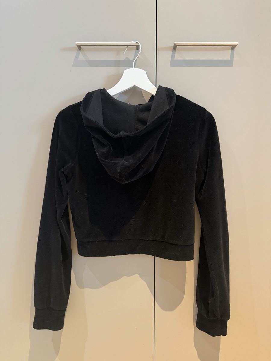 Giacche: SCHWARZER CROP-HOODIE – Usato da oberburg venduto da lau_w2ty 1