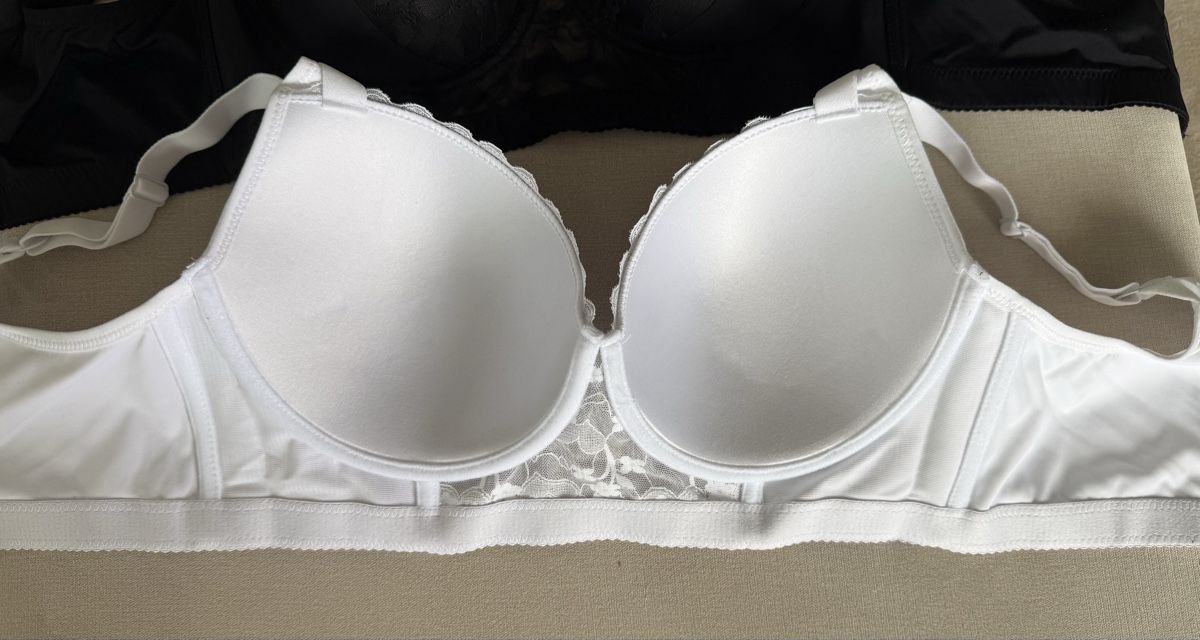 Sonstige Unterwäsche: komplett neues BH Set 3 Stück Grösse 85D – Neu und originalverpackt aus Lostorf von pet_x9b2 1