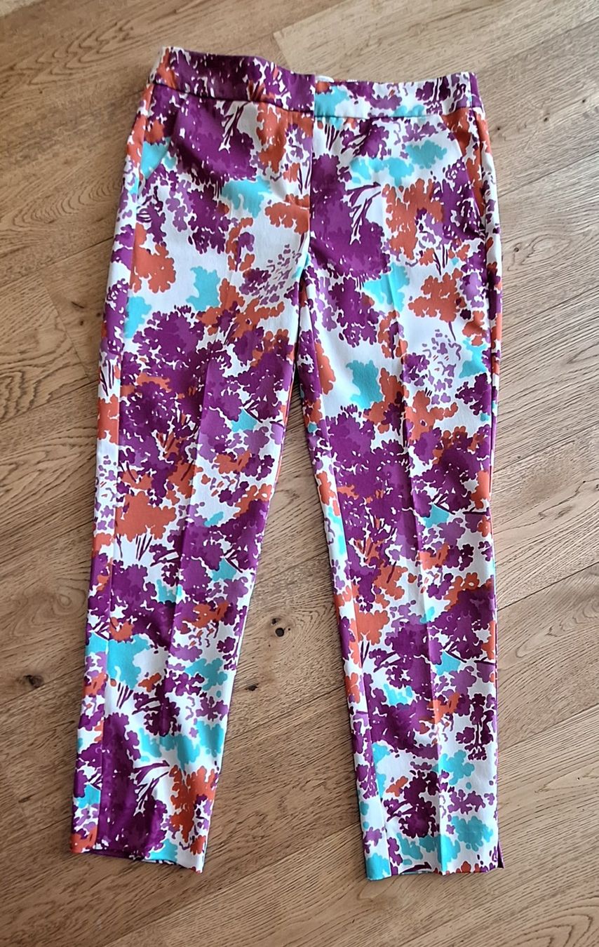 Hosen: Pantalon 7/8e fleuri T.36, neuf! – Gebraucht aus Jussy von drs_sb7q