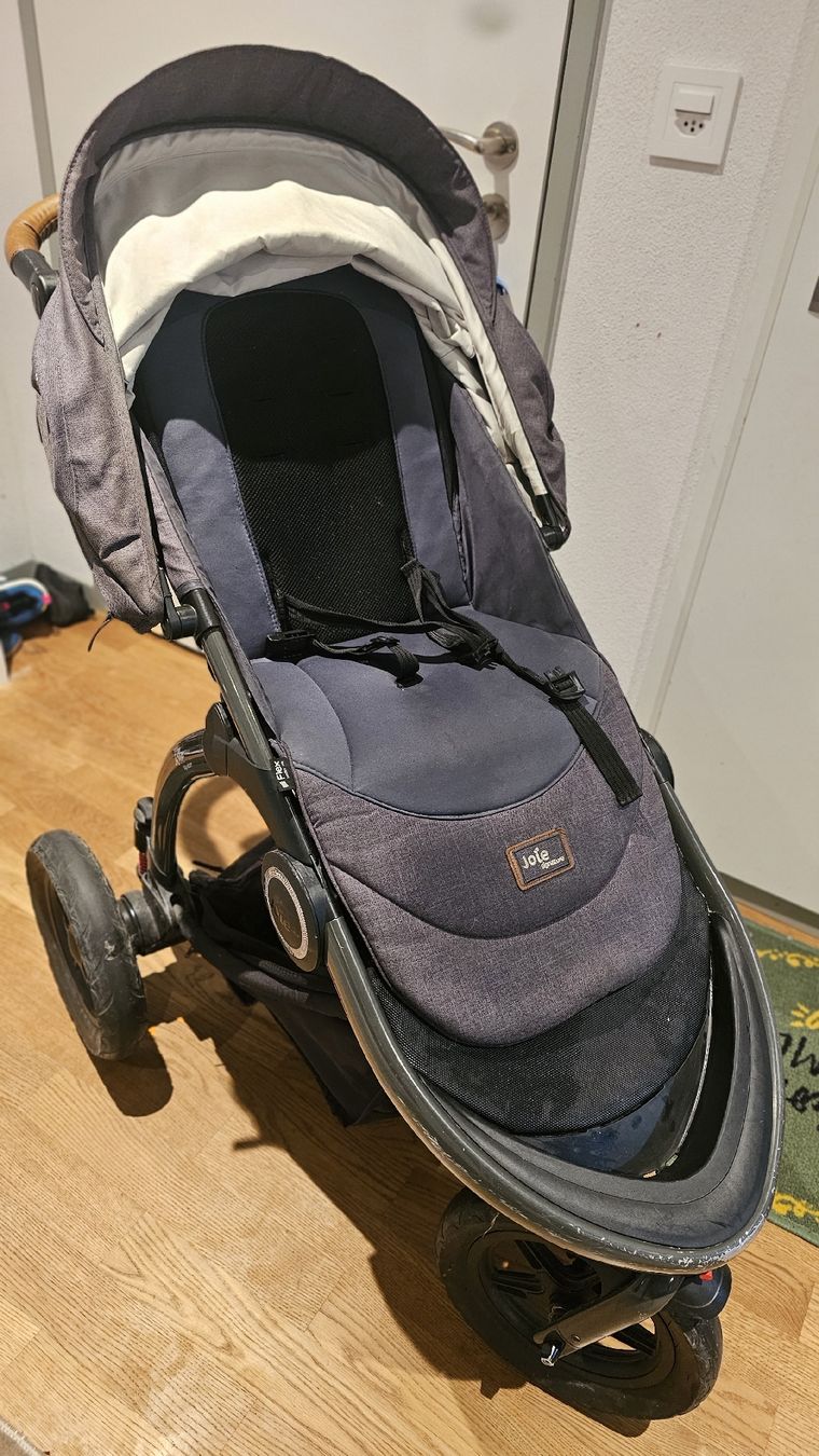Joie Carrozzine: Joie Crosster Signature – Usato da Sennhof venduto da Sophia0503