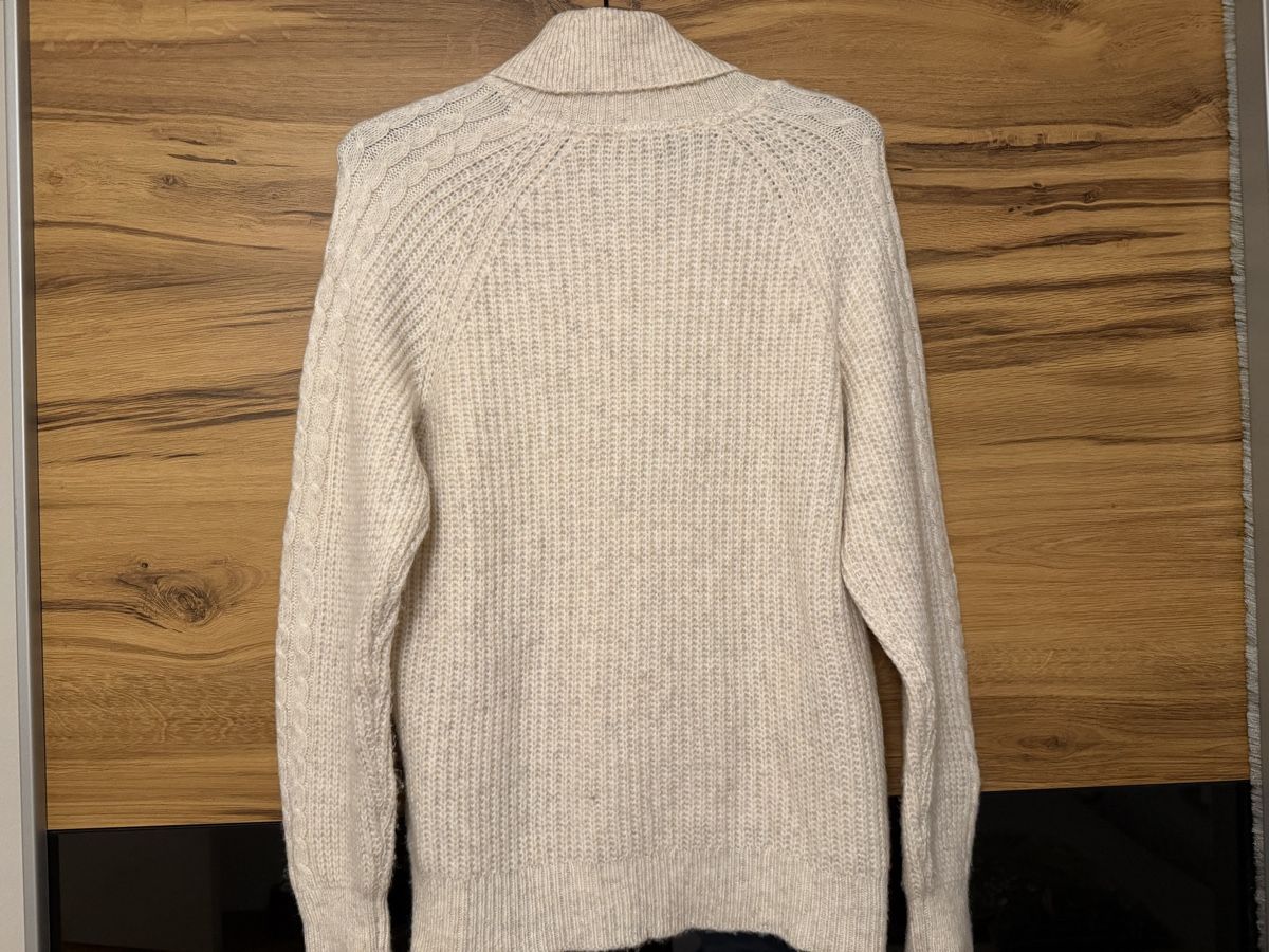 C&A Pullover & Sweatshirts: Rollkragenpullover C&A beige Zopfmuster Grösse M. – Gebraucht aus Adliswil von StephanieAnnina 5