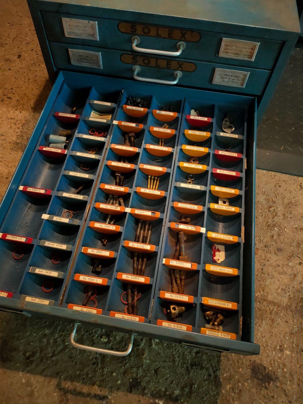 Solex Tous les outils: Meuble solex oldtimer – D'occasion à Bretonnières par Minigab 4